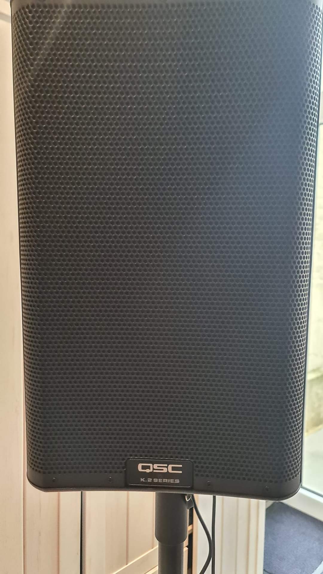 Pack sonorisation complet à louer : enceintes, mixage et câbles — Fuego Dance Bruxelles